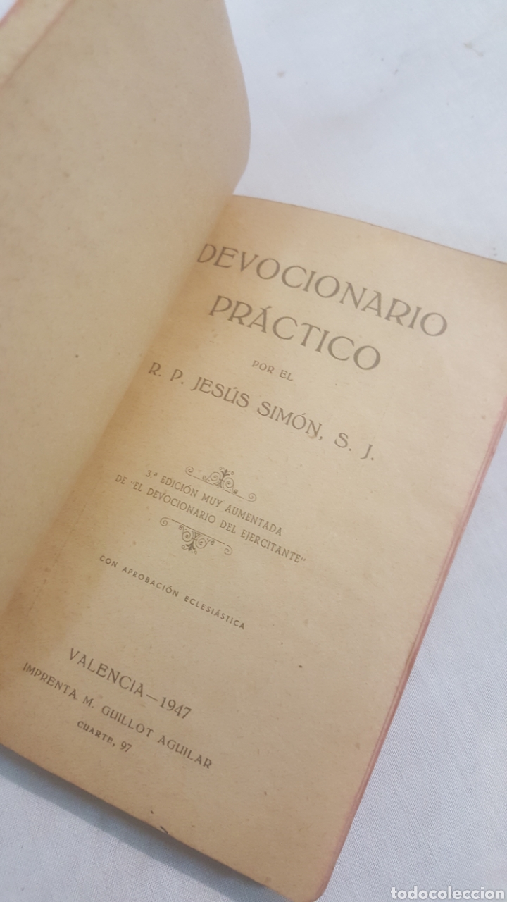 Libros de segunda mano: LIBRO 1947 DEVOCIONARIO PR&Aacute;CTICO - Foto 1