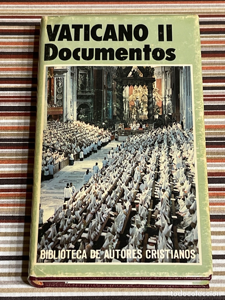 Libros de segunda mano: VATICANO II Documentos - Foto 1
