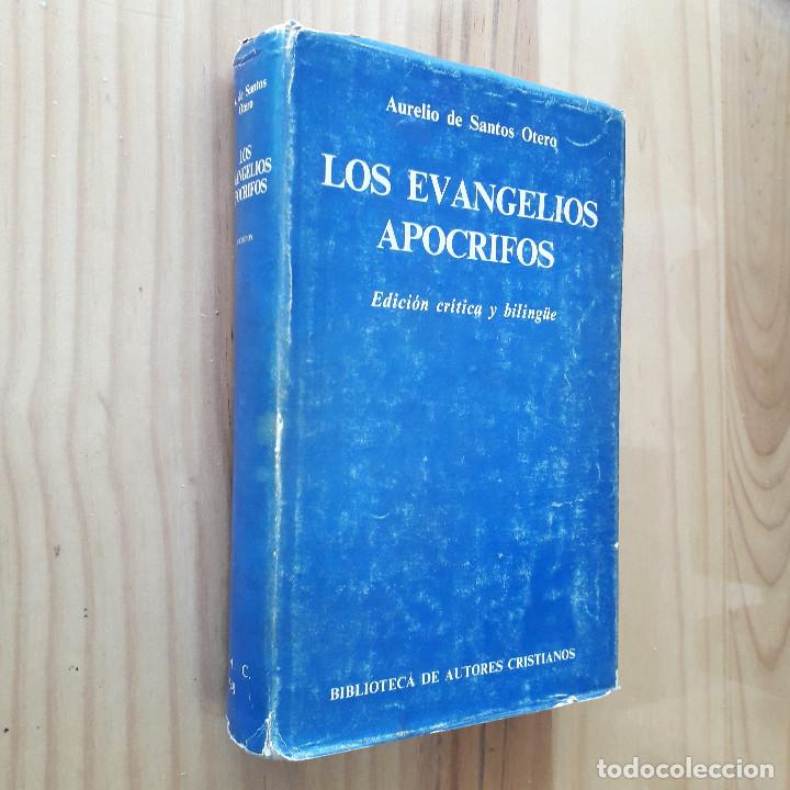 Libros de segunda mano: LOS EVANGELIOS AP&Oacute;CRIFOS, EDICI&Oacute;N CR&Iacute;TICA Y BILING&Uuml;E - AURELIO DE SANTOS OTERO