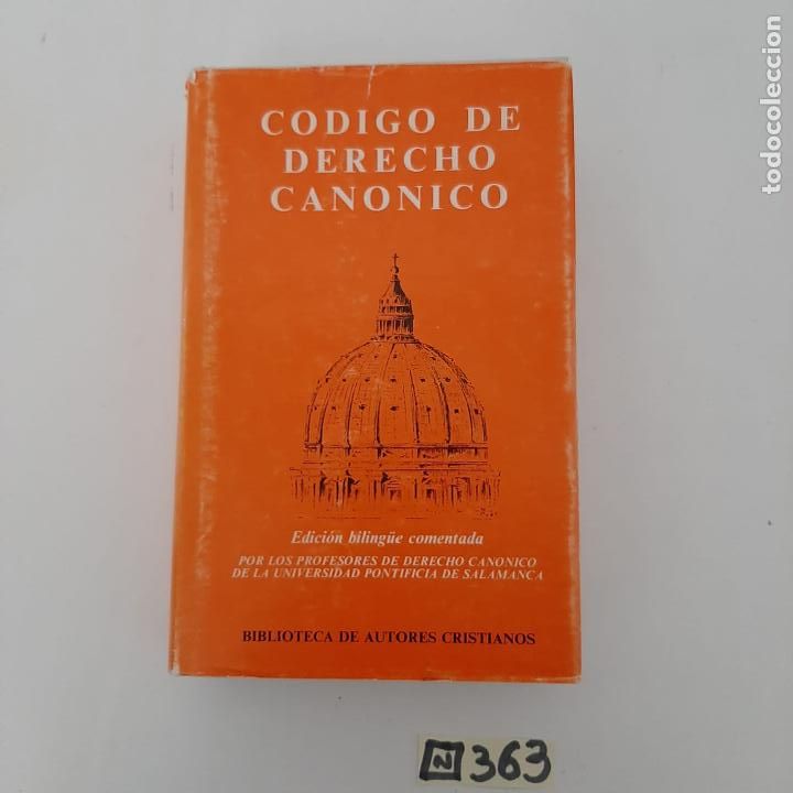 Libros de segunda mano: C&oacute;digo de derecho canonico - Foto 1