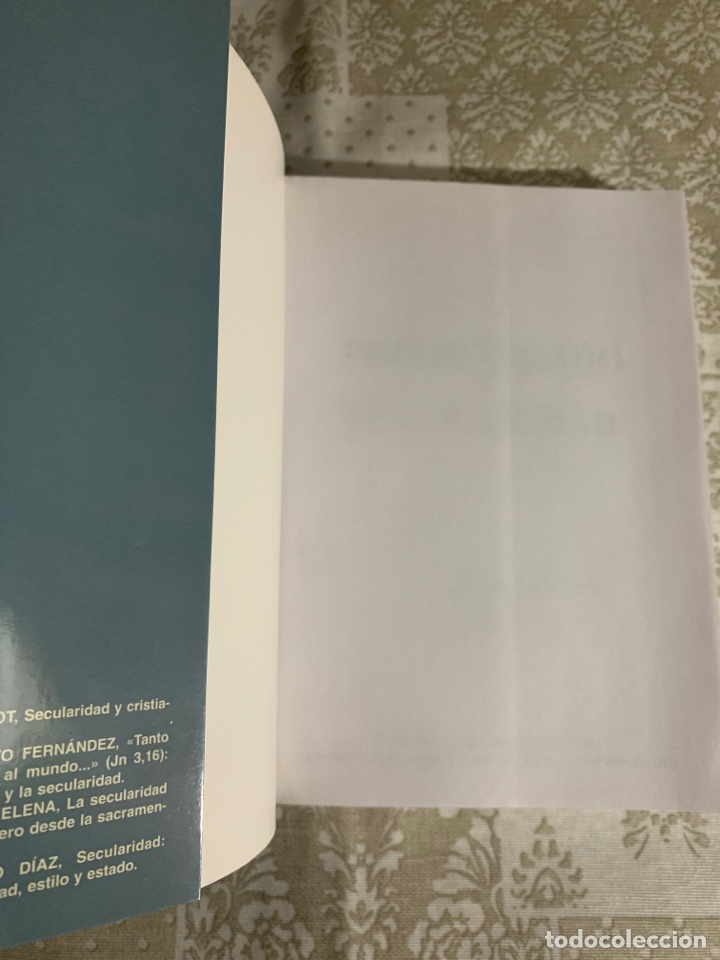 Libros de segunda mano: Presbiterado y Secularidad. Simposio. Comisi&oacute;n Episcopal del Clero. - Foto 3