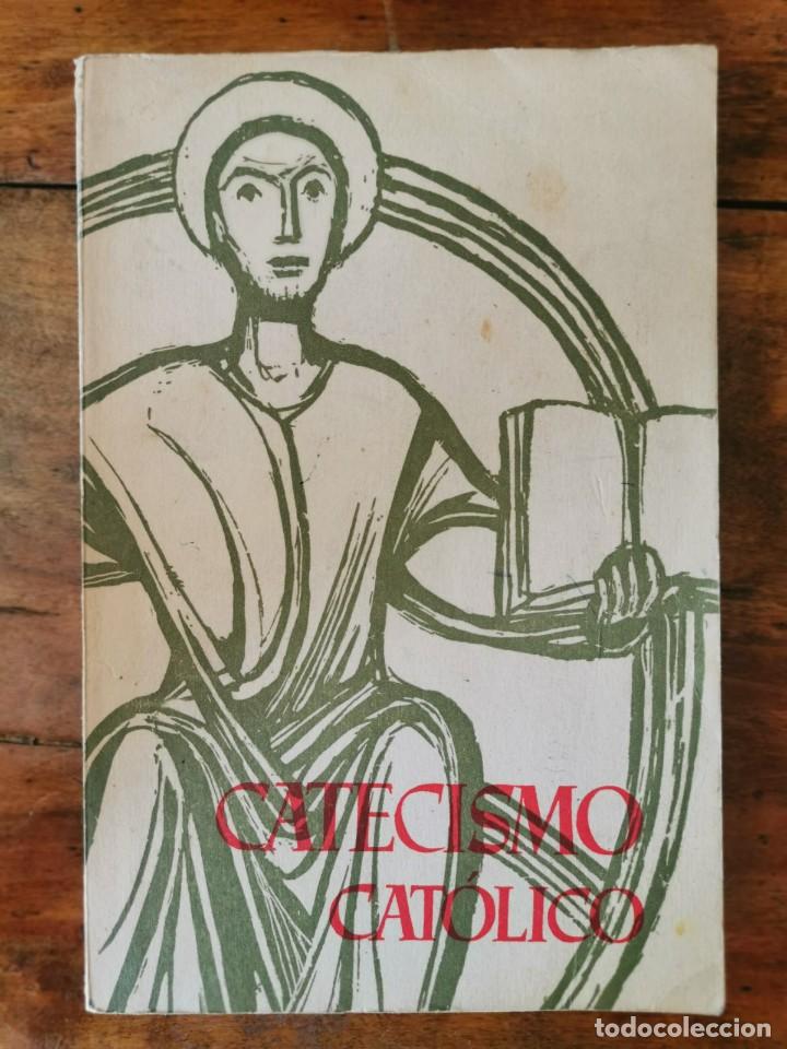 Libros de segunda mano: CATECISMO cat&oacute;lico - Foto 1