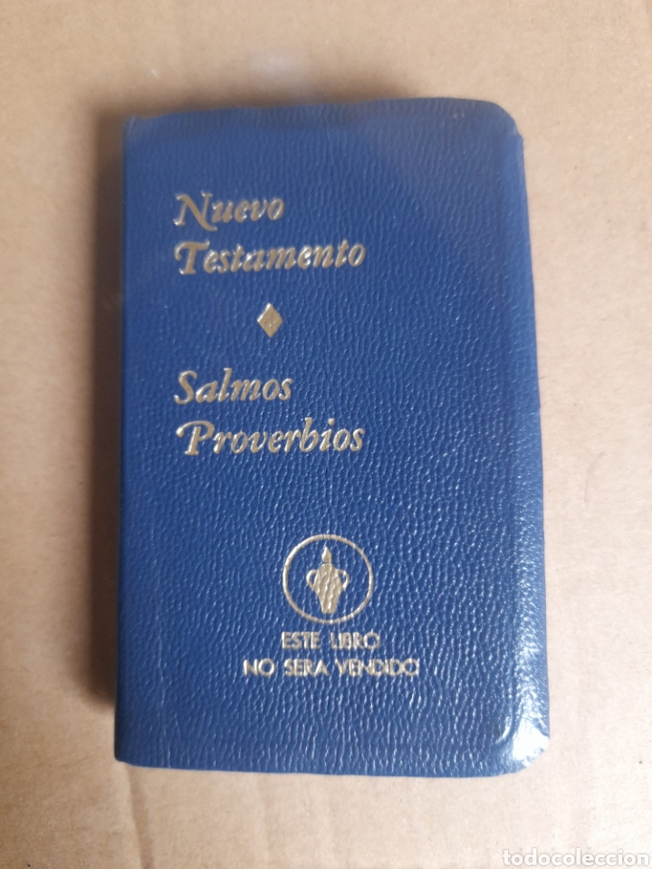 Libros de segunda mano: Libro, Nuevo Testamento, Salmos proverbios - Foto 1