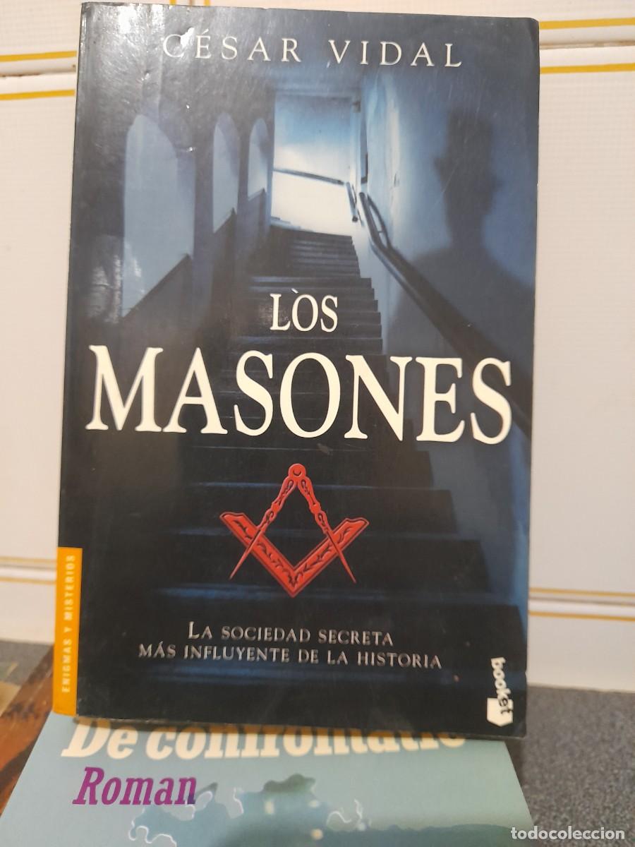 Libros de segunda mano: Libro Cesar Vidal Los Masones - Foto 1