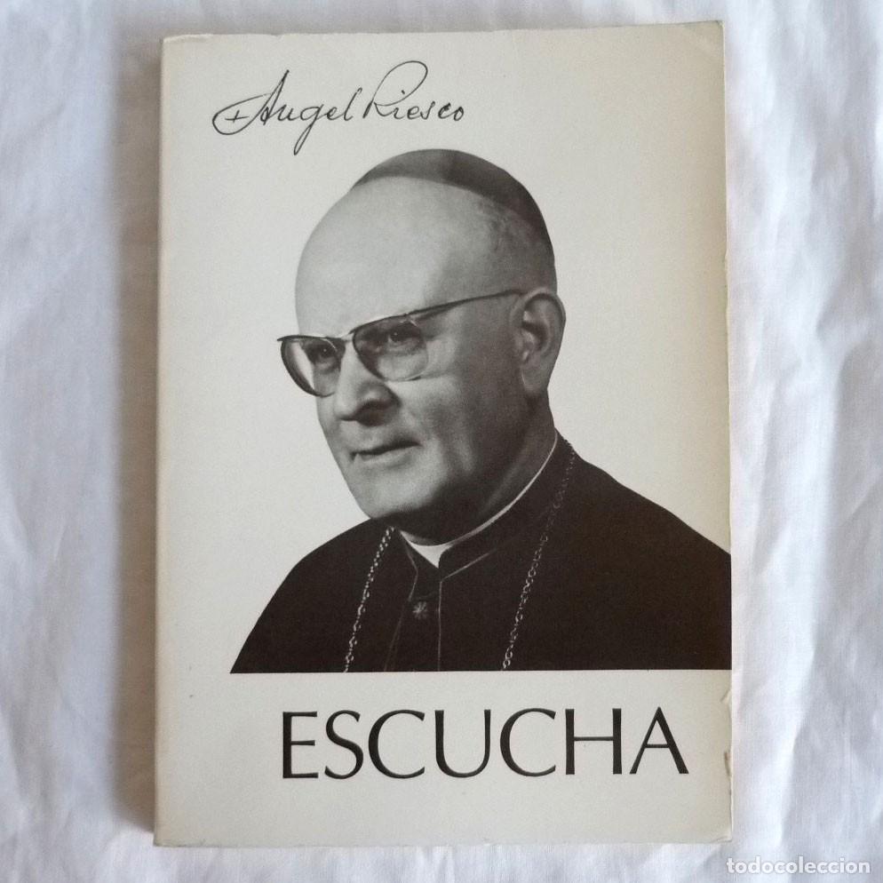 Libros de segunda mano: Escucha &Aacute;ngel Riesco 1982 - Foto 1