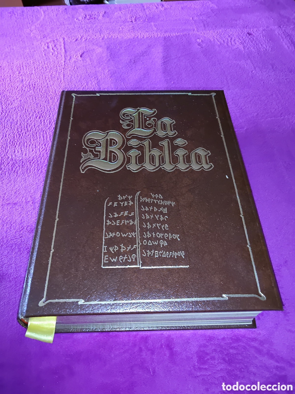 Libri di seconda mano: ANTIGUA BIBLIA EDICI&Oacute;N FAMILIAR CAT&Oacute;LICA, EDITORIAL UVEN 1983