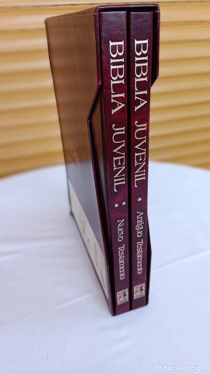Libros de segunda mano: BIBLIA JUVENIL (DOS TOMOS) - Foto 1