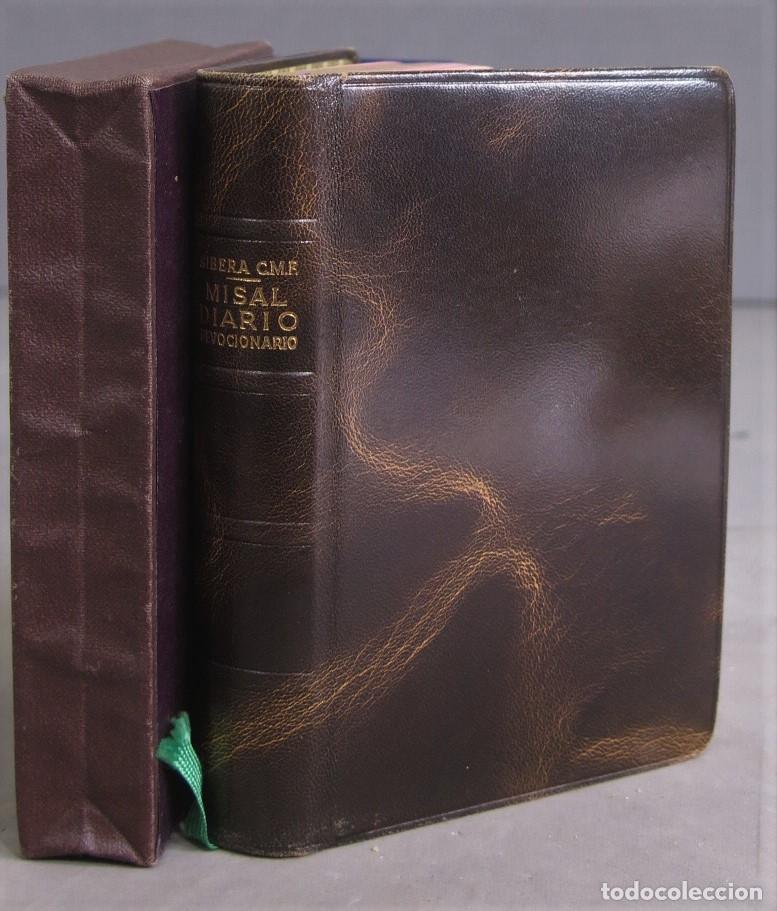 Libros de segunda mano: Misal diario y Devocionario. RIBERA, CMF. 1959 - Foto 1