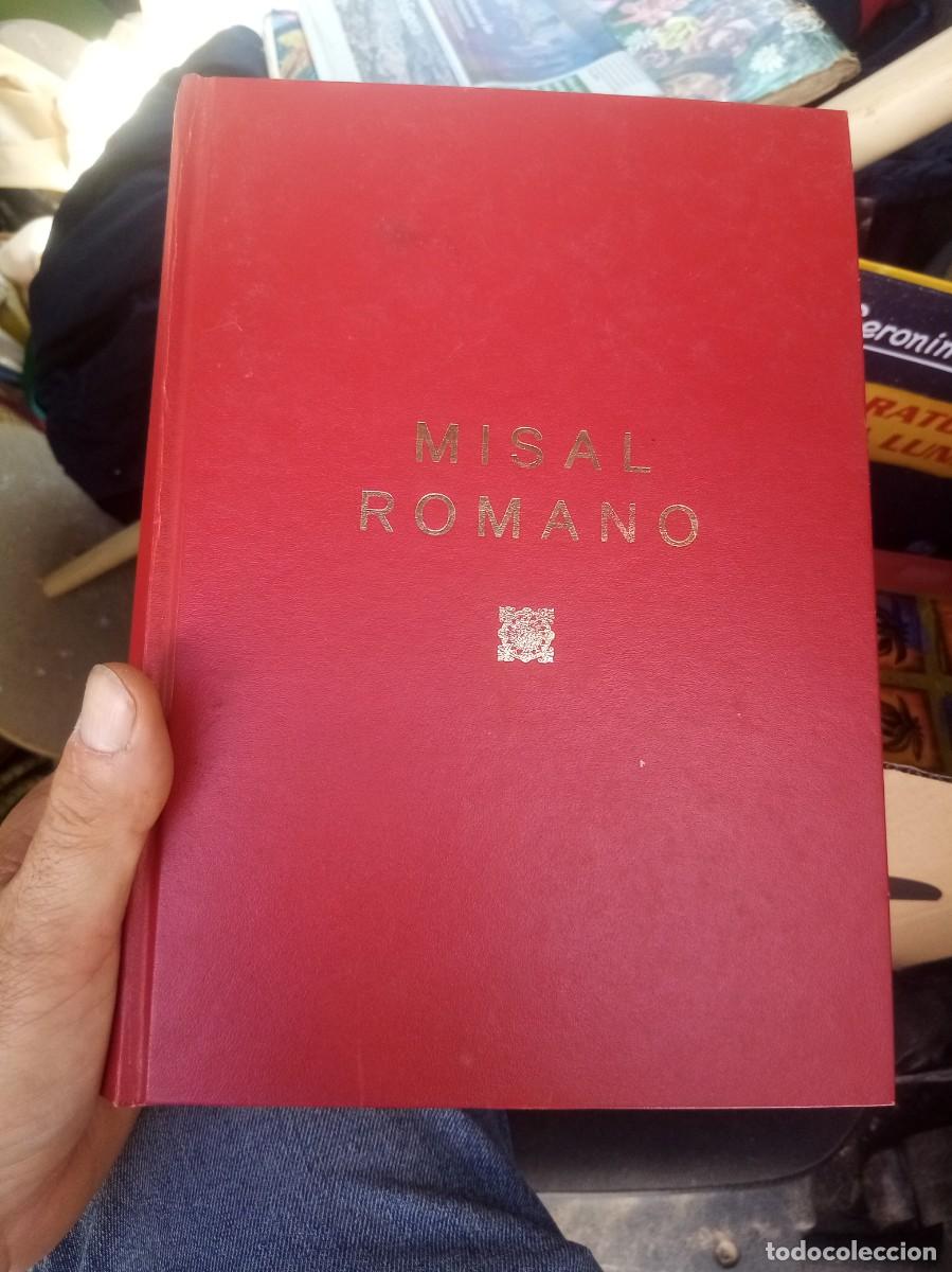 Libros de segunda mano: MISAL ROMANO. REFORMADO POR MANDATO DEL CONCILIO VATICANO II coeditores liturgicos