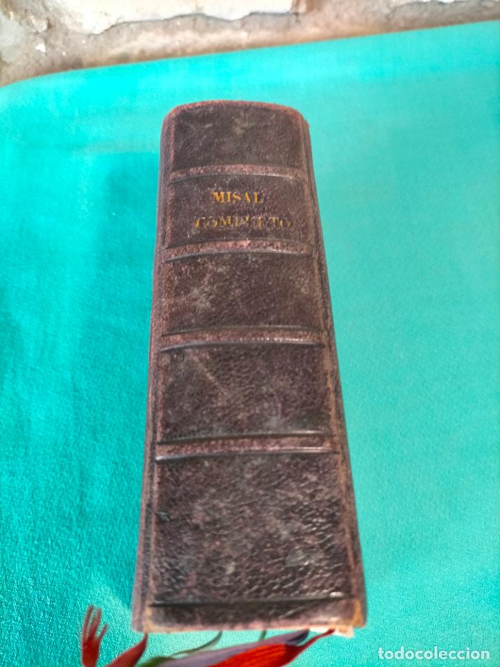 Libros de segunda mano: Misal romano completo libro antiguo religioso - Foto 2