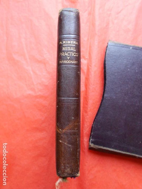 Libros de segunda mano: MISAL PRACTICO Y DEVOCIONARIO P. RIVERA 1957 - Foto 1