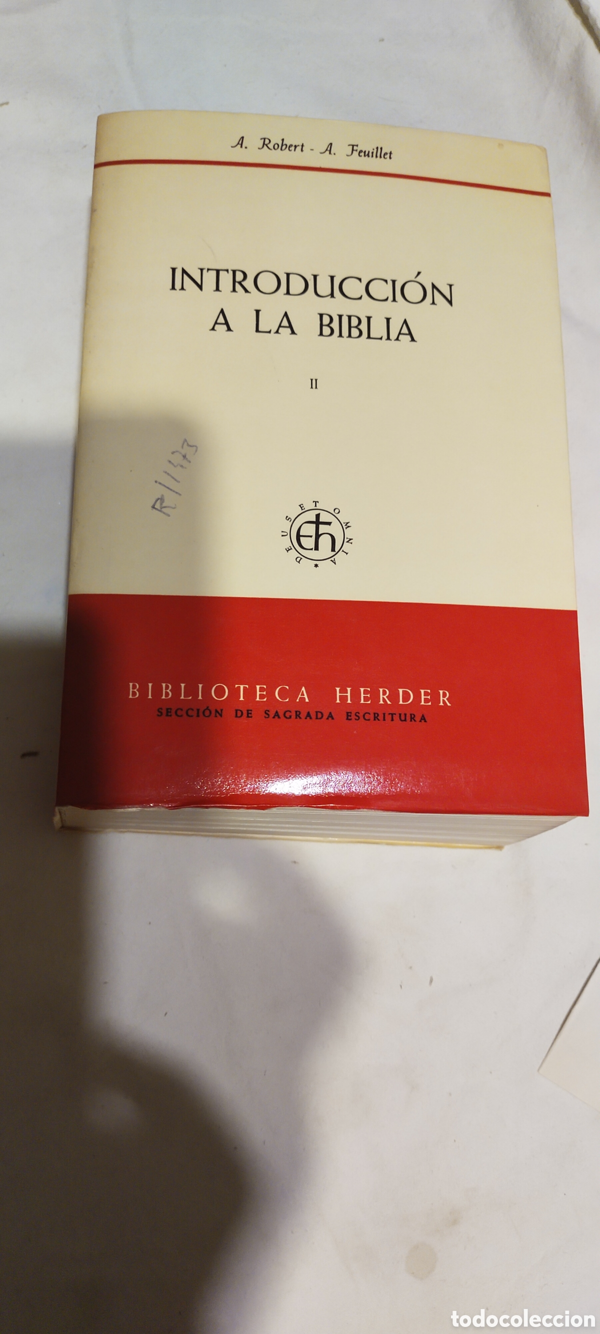 Libros de segunda mano: Introducci&oacute;n a la Biblia 2 tomos - Foto 1