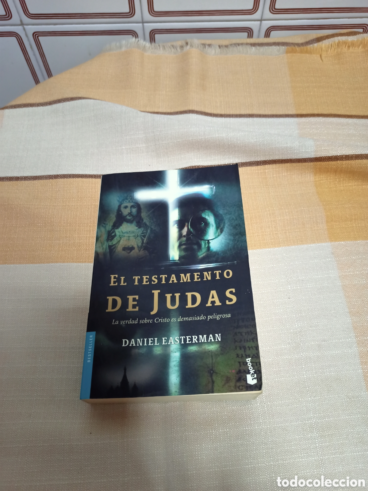 Libros de segunda mano: El testamento de Judas.Daniel Easterman. - Foto 1