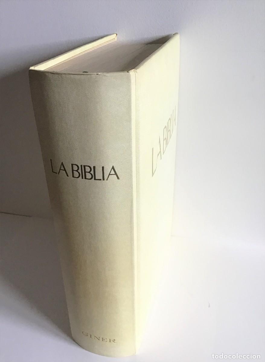 Libros de segunda mano: LA BIBLIA / EDICIONES GINER 1970 - Foto 2