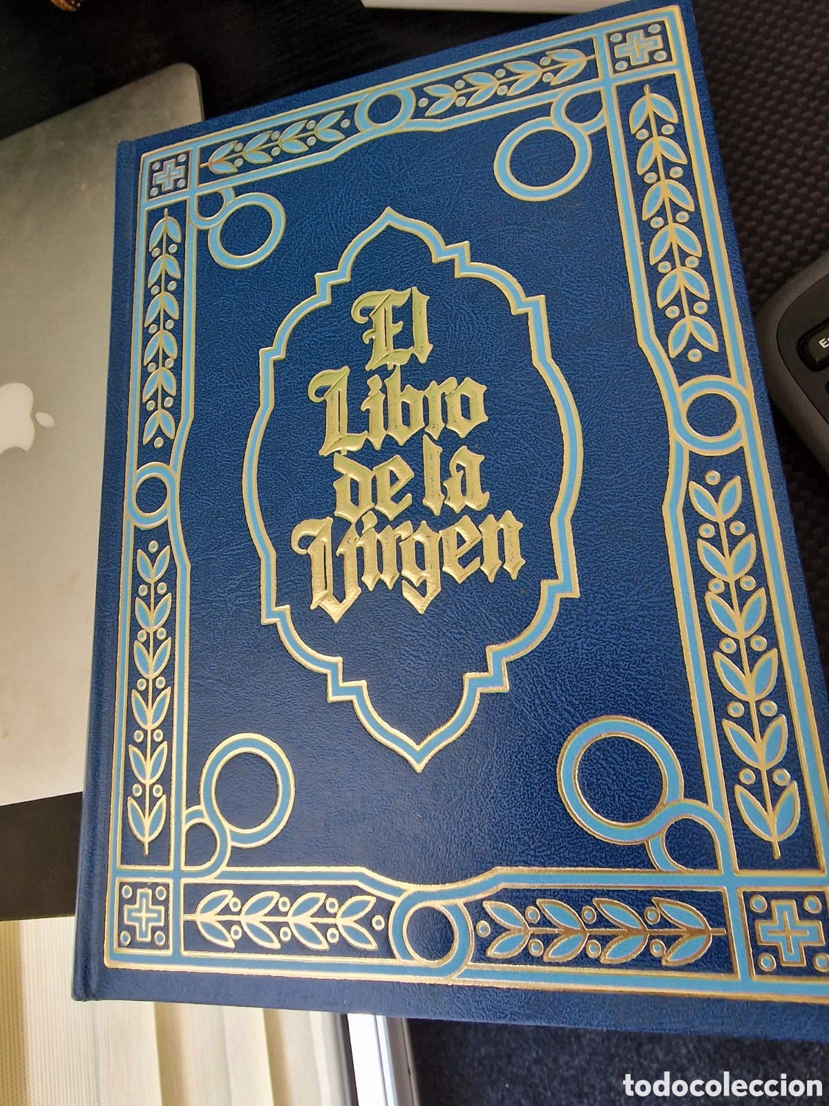Libros de segunda mano: El libro de la Virgen - Foto 1