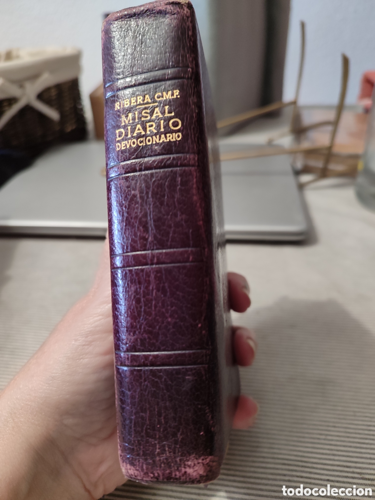 Libros de segunda mano: MISAL DIARIO. DEVOCIONARIO. - Foto 1