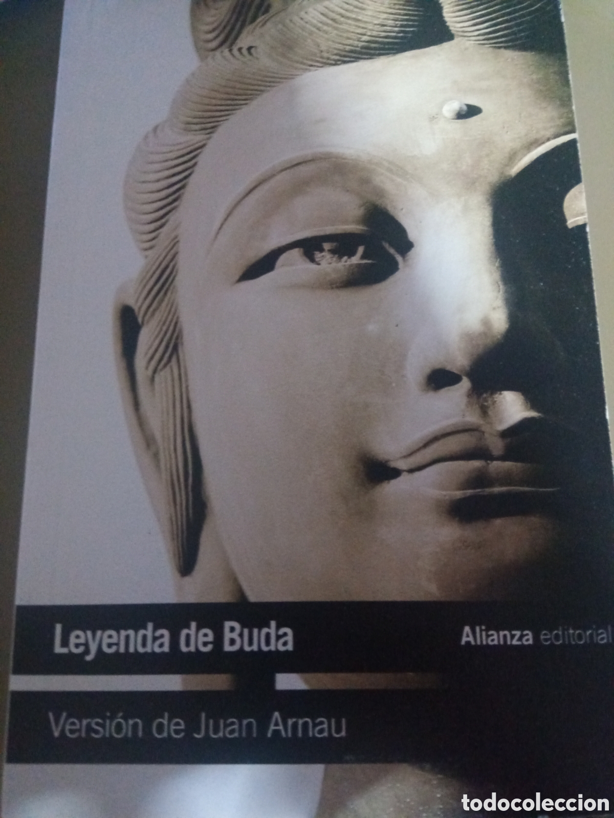 Libros de segunda mano: Leyenda de Buda. Versi&oacute;n de Juan Arnau. - Foto 1