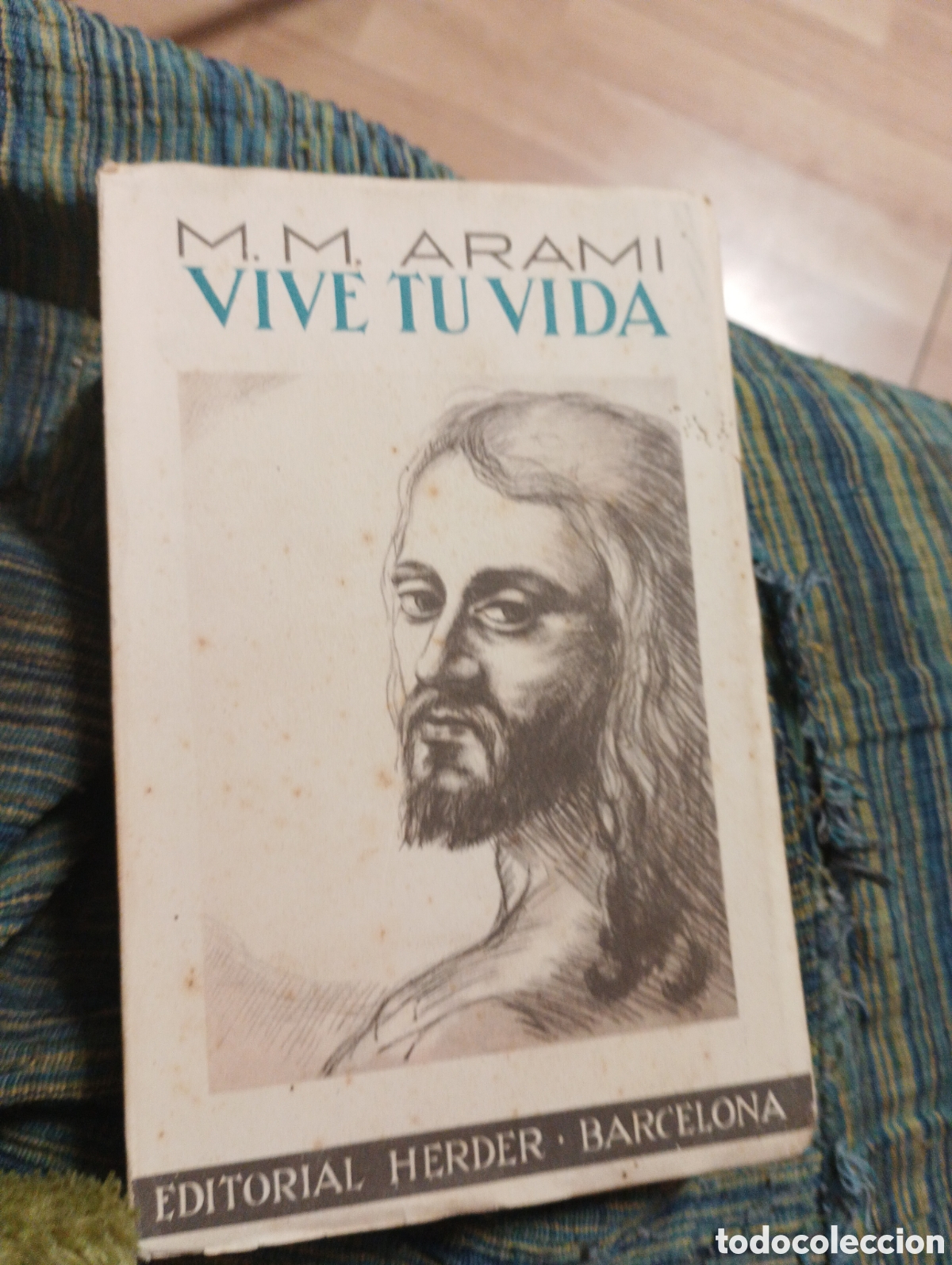 Libros de segunda mano: Vive tu vida M.M. Arami - Foto 1