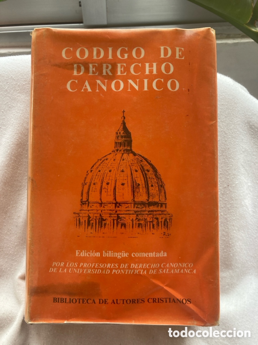 Libros de segunda mano: C&Oacute;DIGO DE DERECHO CAN&Oacute;NICO - Foto 1