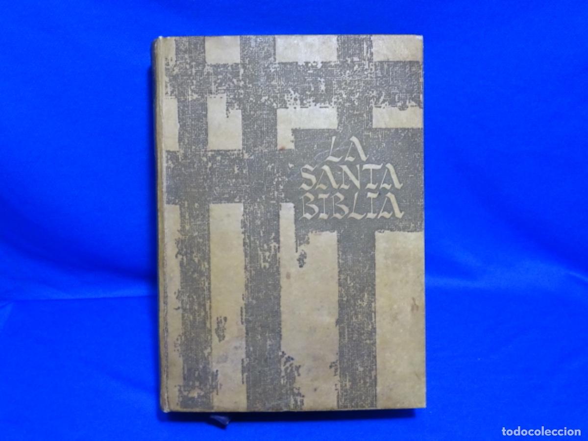 Libros de segunda mano: LA SANTA BIBLIA LUJO TAPA EXTRA DURA. DALI Y REMBRANDT. CORROGGIO. PAPA PABLO VI.