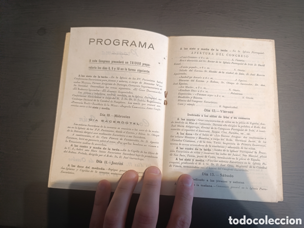 Libros de segunda mano: Programa de los actos del Congreso Eucarist&iacute;co Comarcal de Ir&uacute;n. Octubre 1945 - Foto 2