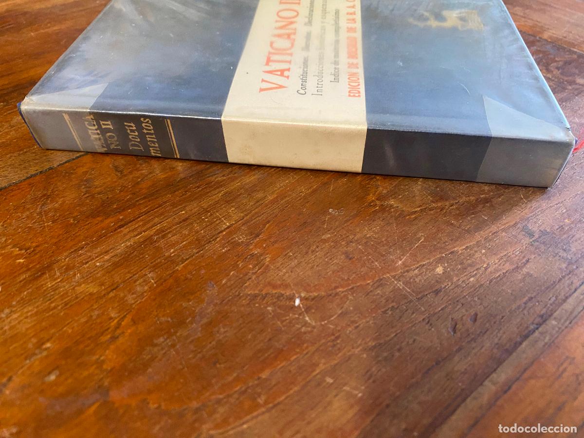 Libros de segunda mano: DOCUMENTOS DEL VATICANO II. CONSTITUCIONES, DECRETOS, DECLARACIONES. BAC - Foto 2