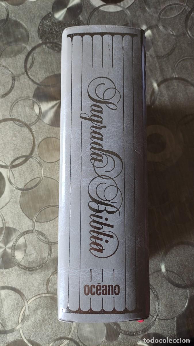 Libros de segunda mano: SAGRADA BIBLIA - EDICIONES OCEANO - LIBRO GORDO. - Foto 2