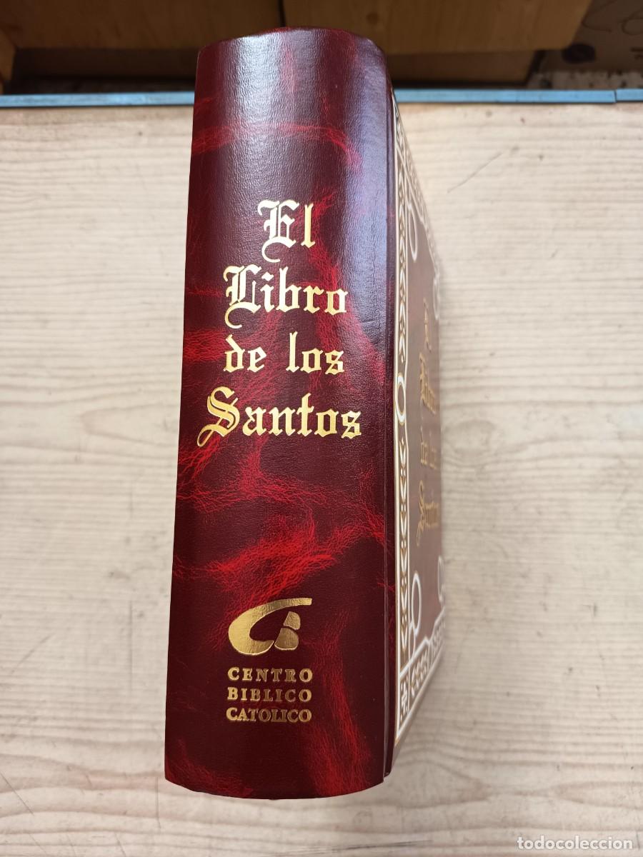 Libros de segunda mano: El Libro De Los Santos - 2015 - Edicel - Foto 2