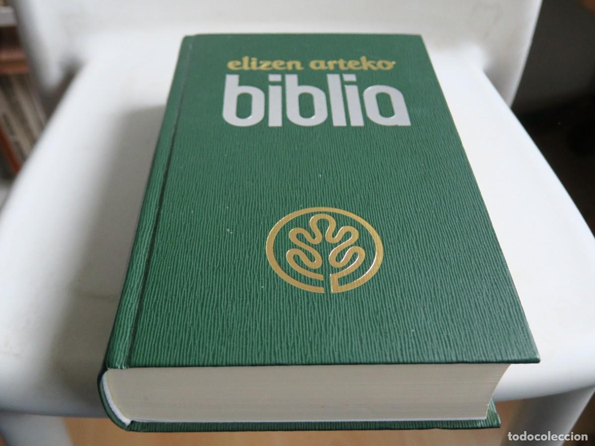 Libros de segunda mano: ELIZEN ARTEKO BIBLIA - Foto 1