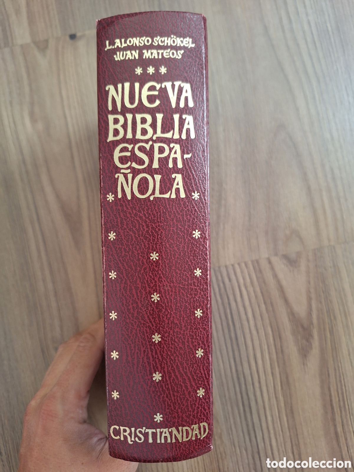 Libros de segunda mano: Nueva Biblia Espa&ntilde;ola - Foto 2