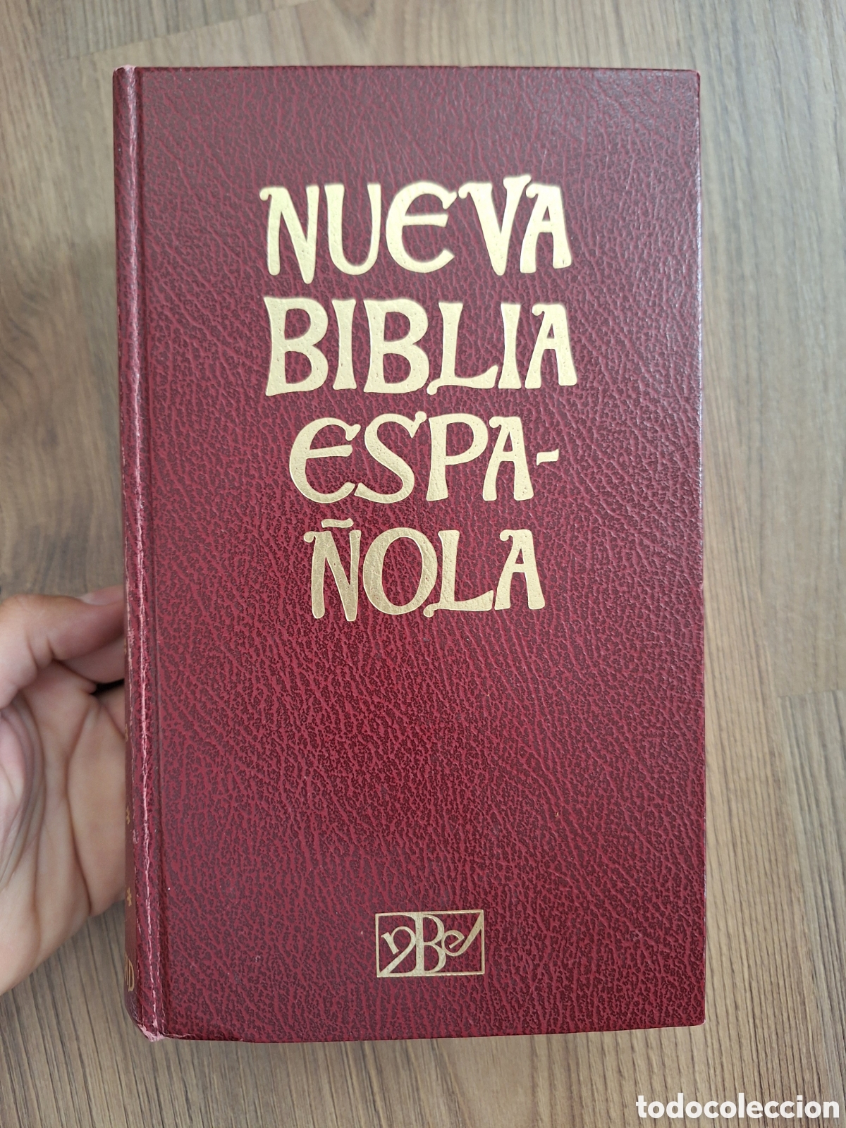 Libros de segunda mano: Nueva Biblia Espa&ntilde;ola - Foto 1