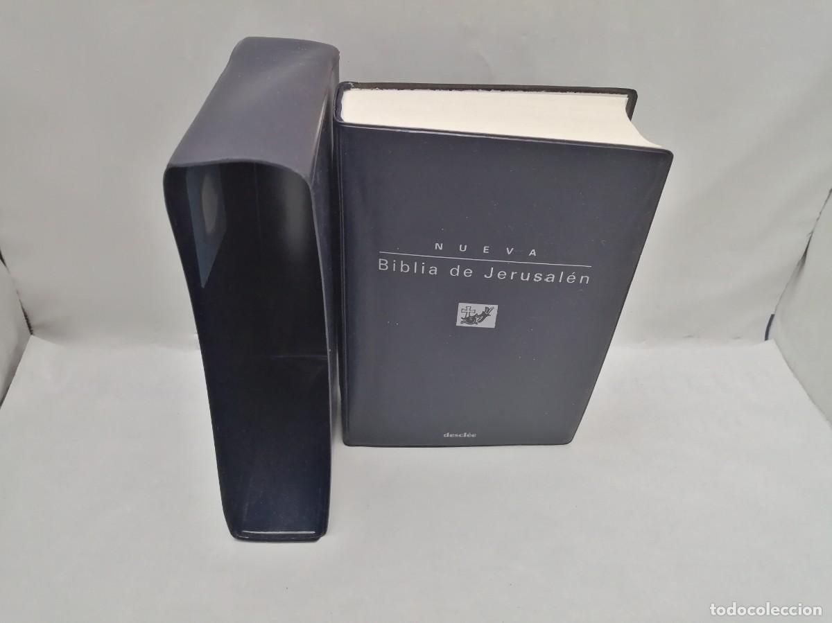 Second hand books: Nueva Biblia de Jerusal&eacute;n: Nueva edici&oacute;n 2004 Revisada y Aumentada en (Obra en estuche)