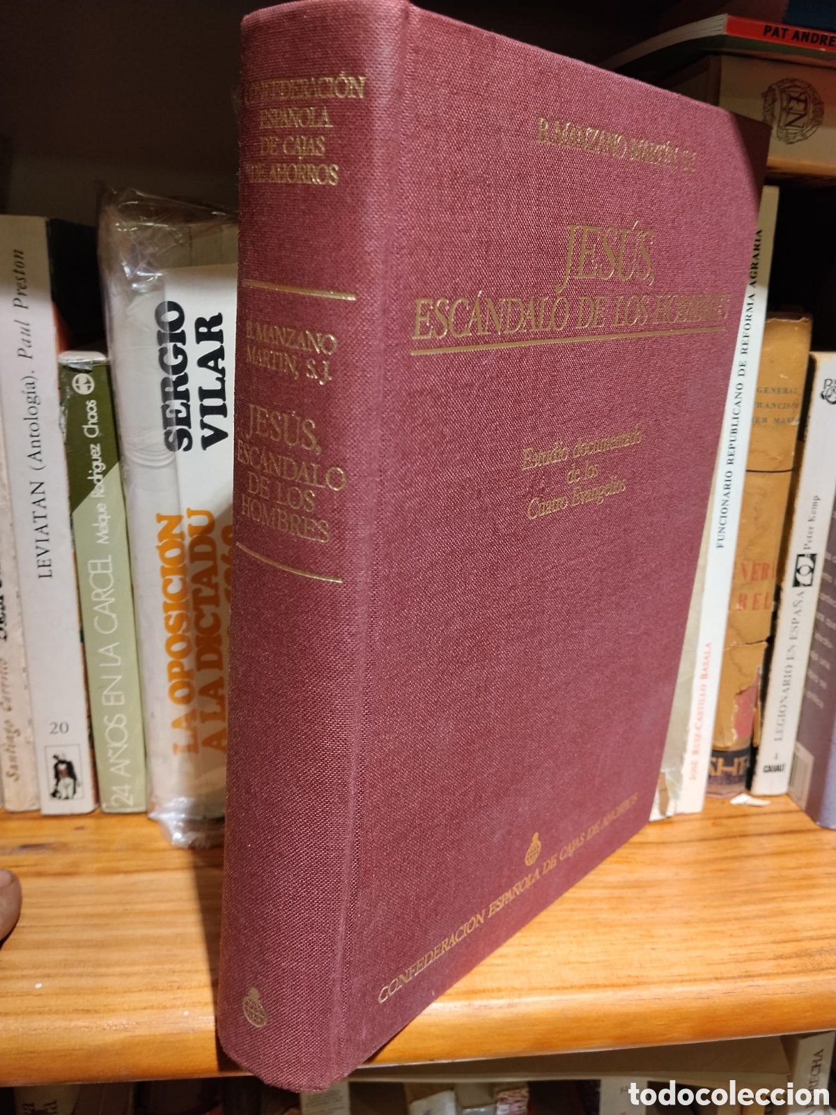 Second hand books: Jes&uacute;s, esc&aacute;ndalo de los hombres - B. Manzano Mart&iacute;n