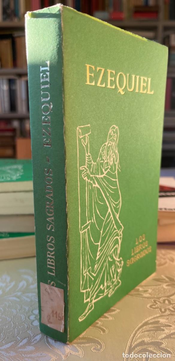 Libros de segunda mano: Los libros sagrados: Ezequiel. - Foto 2