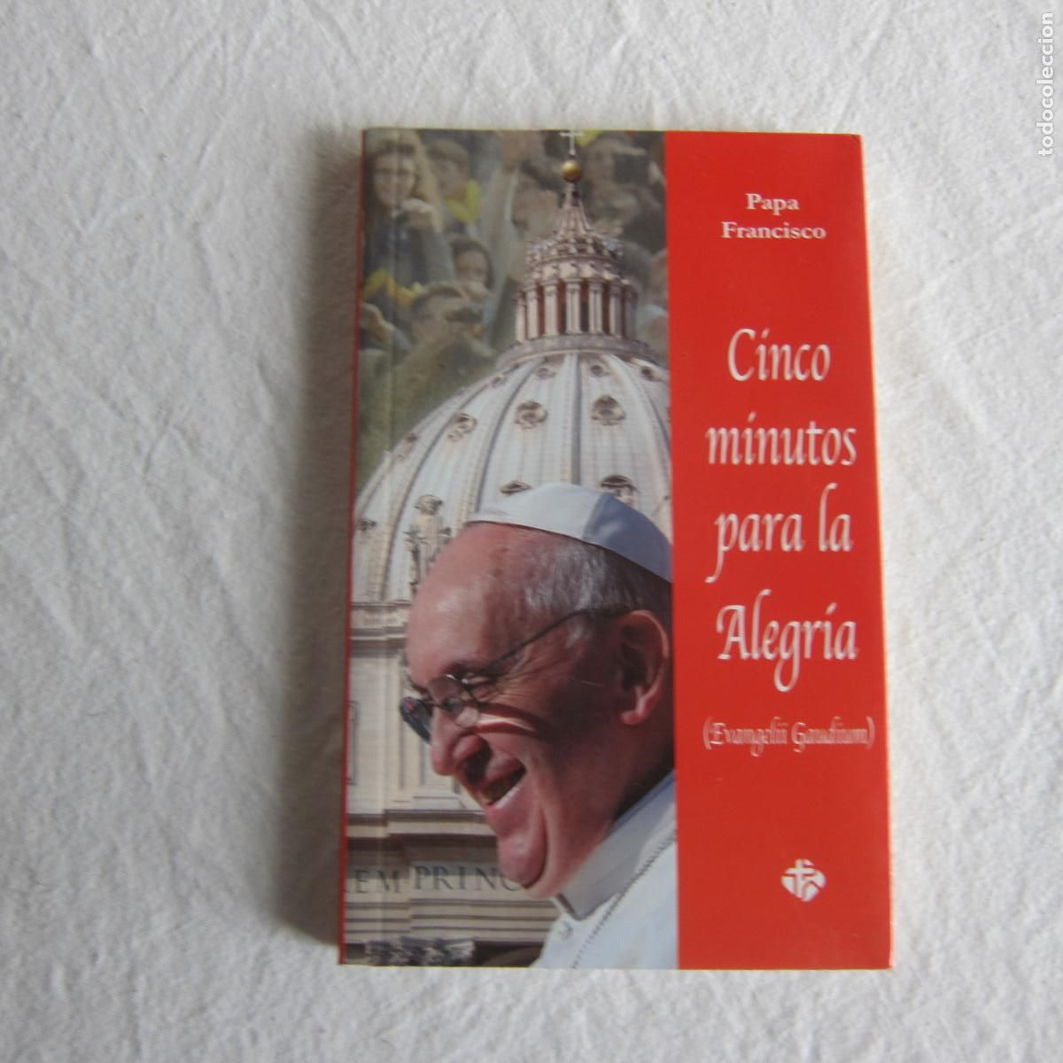 Libri di seconda mano: CINCO MINUTOS PARA LA ALEGR&Iacute;A - PAPA FRANCISCO (EDITRICE VATICANA) RELIGI&Oacute;N