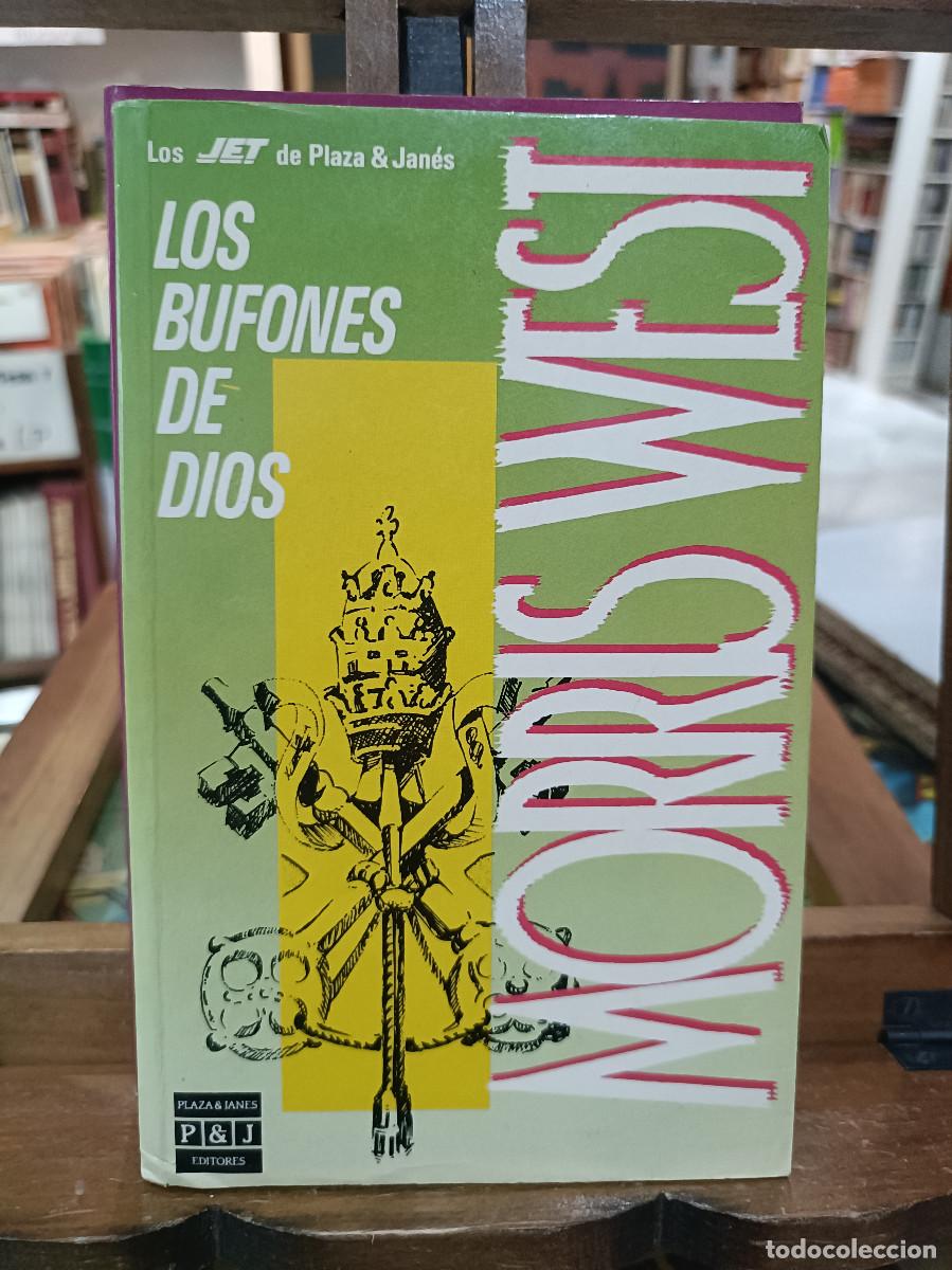 Libros de segunda mano: Los Bufones de Dios - Morris West - Ed. P&J 1981 - Foto 1