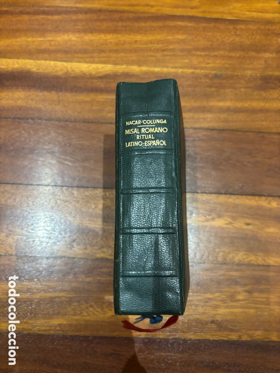 Libros de segunda mano: Misal Romano ritual Latino-Espa&ntilde;ol Nacar-Colunga Verde borde pan de oro, 1962-Valles, 150x100mm