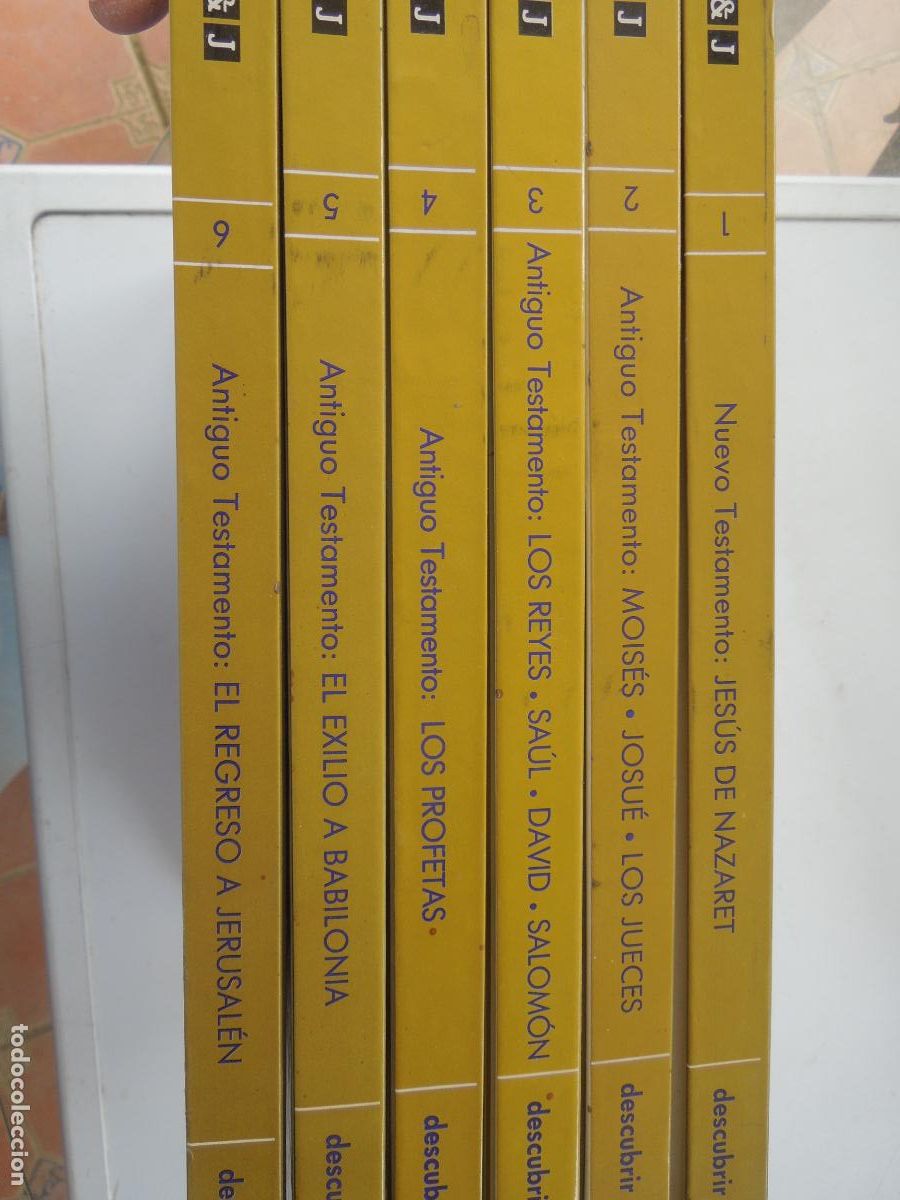 Libros de segunda mano: DESCUBRIR LA BIBLIA - COMIC ILUSTRADA -6 ANTIGUO TESTAMENTO Y 2 NUEVO TESTAMENTO - PLAZA JANE