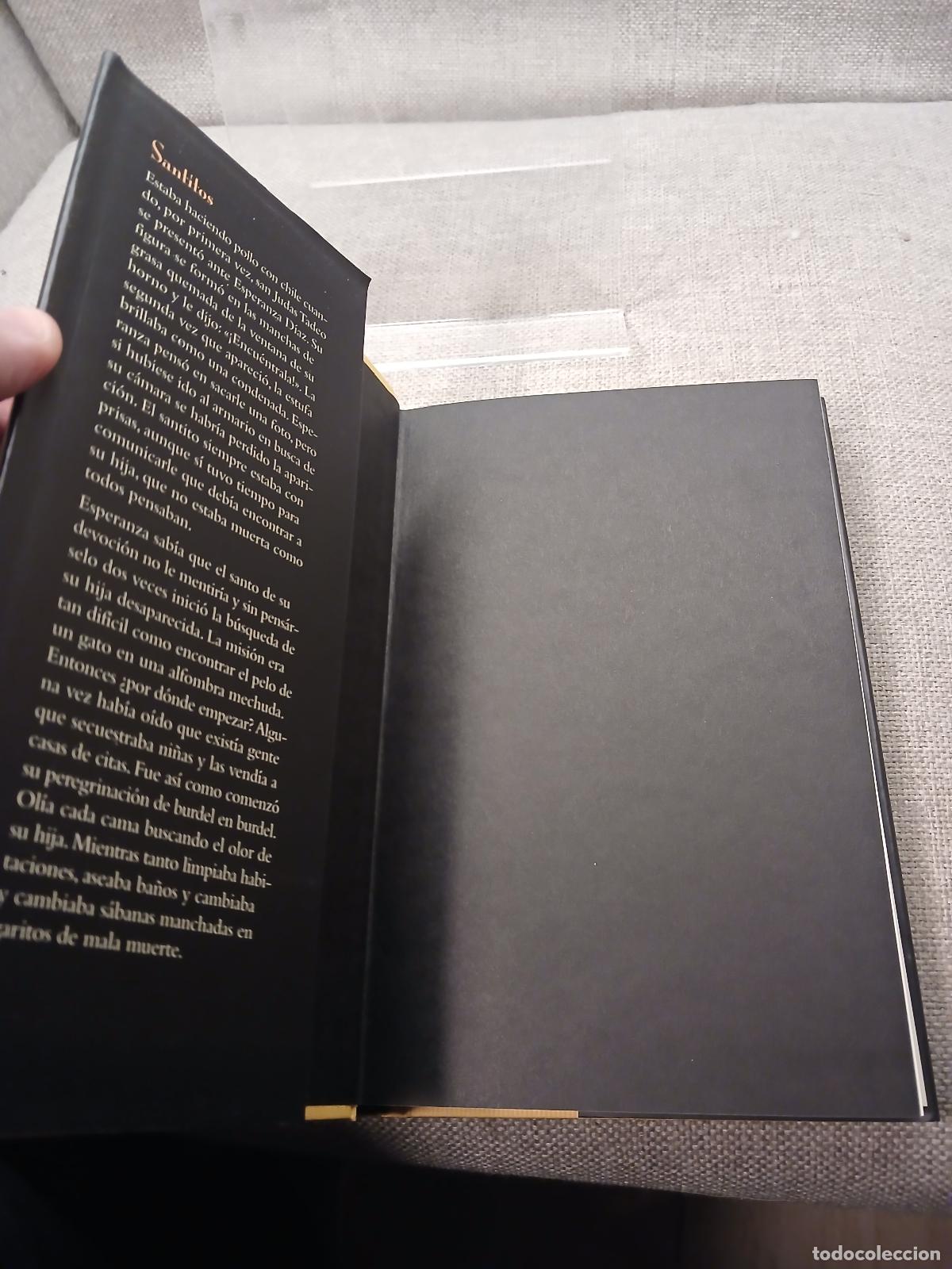 Libros de segunda mano: Santitos - Mar&iacute;a Amparo Escand&oacute;n - Foto 3