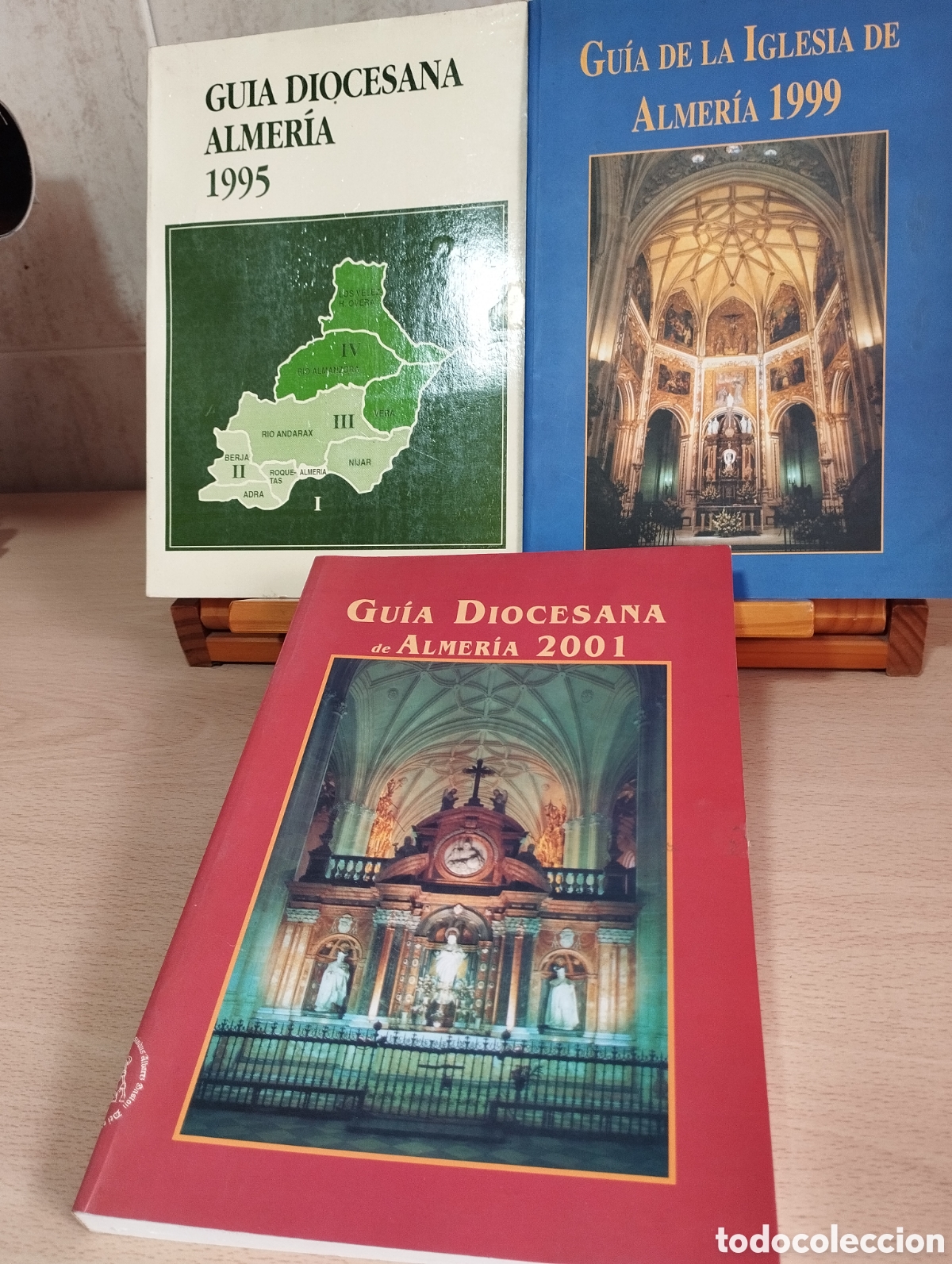 Libros de segunda mano: LIBRO GUIA DIOCESANA/IGLESIA A&Ntilde;OS 1995-99-2001