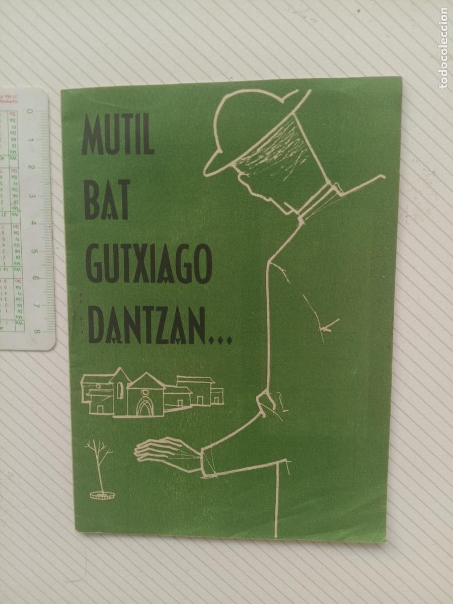 Libros de segunda mano: Euskera: mutil bat gutxiago dantzan... Propaganda popular cat&oacute;lica. Zarautz