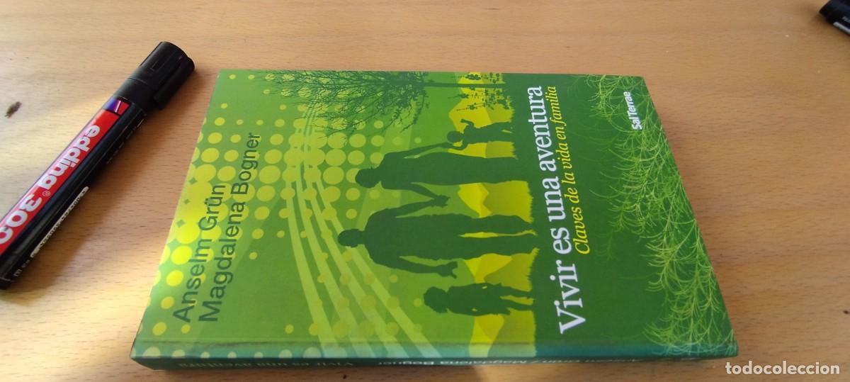 Libros de segunda mano: VIVIR ES UNA AVENTURA CLAVES DE LA VIDA EN FAMILIA / VVAA / KARA 11 / SAL TERRAE