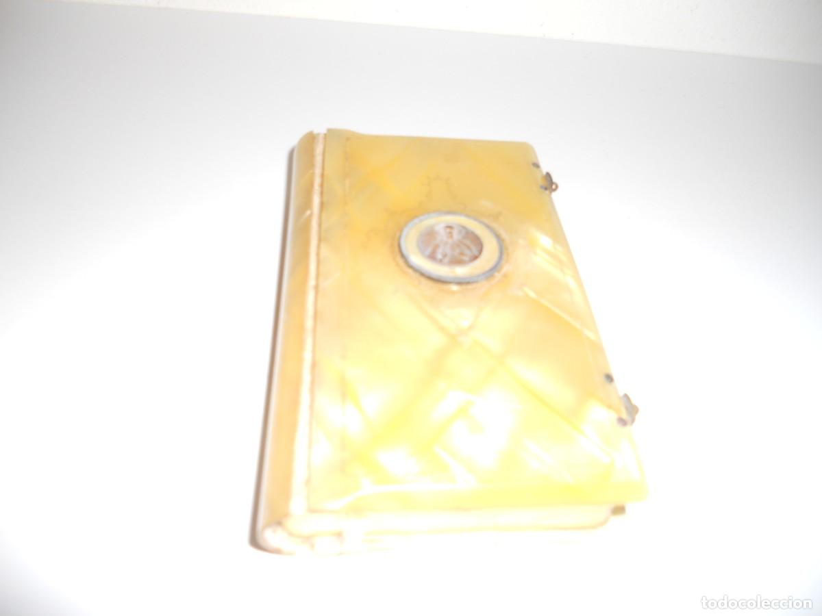 Libros de segunda mano: ANTIGUO MISAL DE COMUNION ,NACARADO , - Foto 2