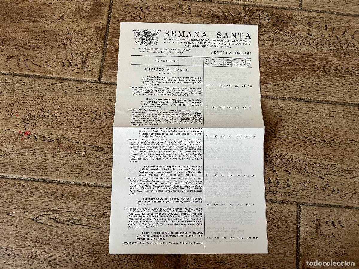 Libros de segunda mano: SEMANA SANTA DE SEVILLA : PROGRAMA OFICIAL - HORARIO E ITINERARIOS DE LAS COFRADIAS, 1982