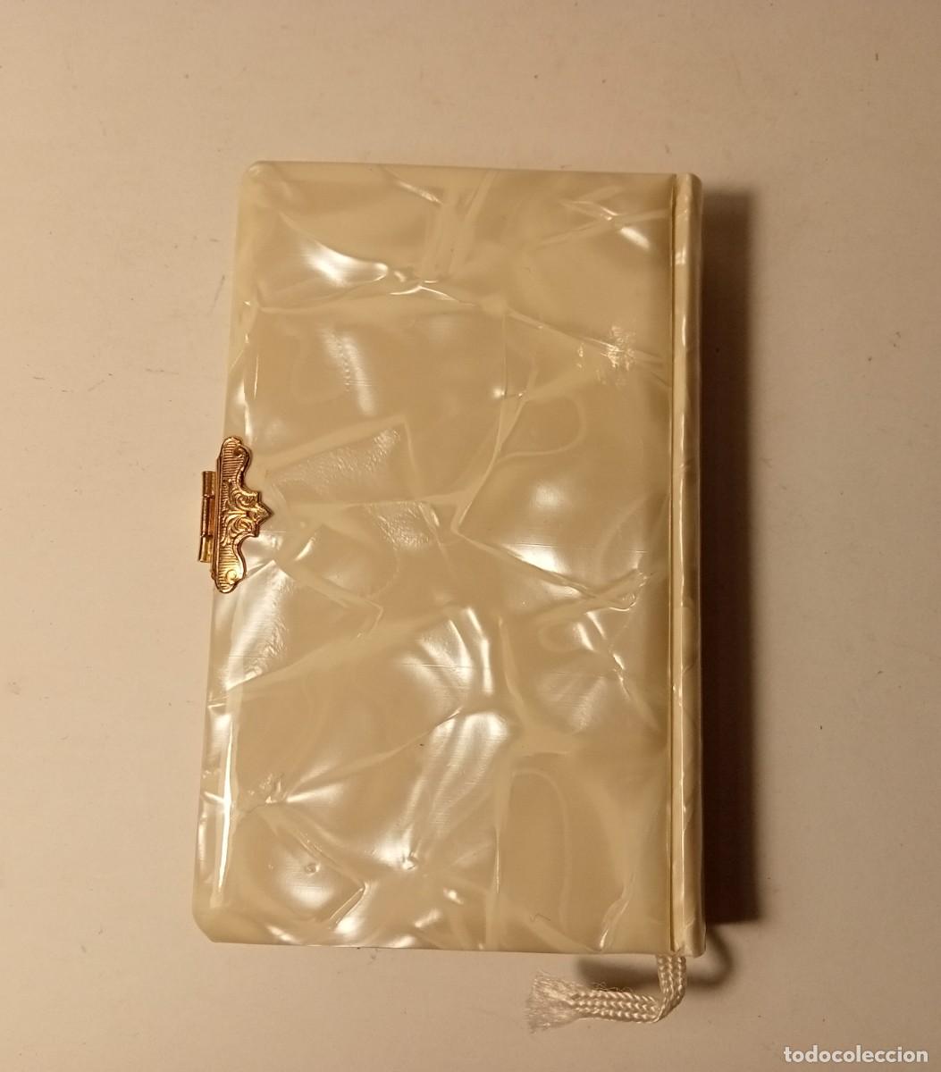 Libros de segunda mano: 1972 - MI PRIMERA COMUNI&Oacute;N + PA&Ntilde;UELO - DEVOCIONARIO - Foto 4