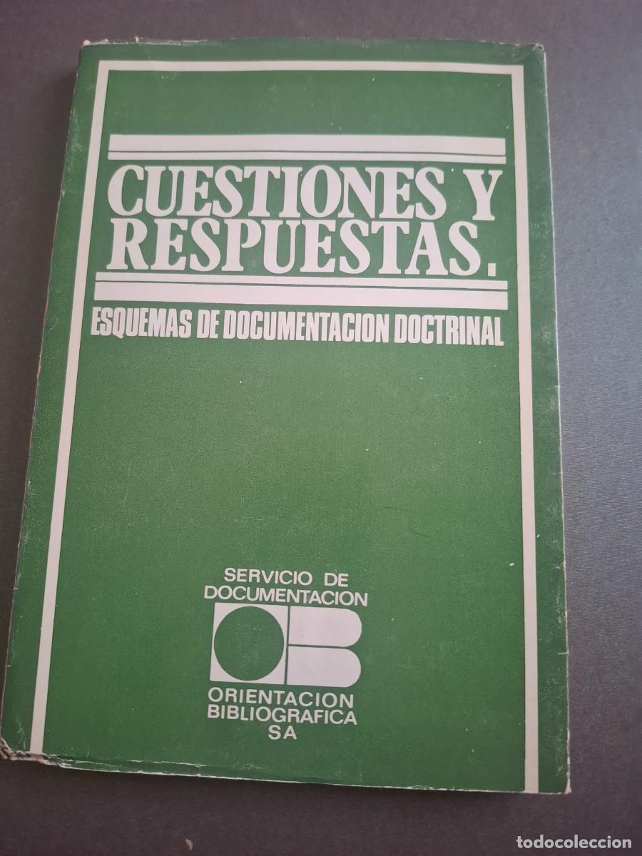 Libros de segunda mano: Cuestiones y respuestas - Esquemas de documentaci&oacute;n doctrinal - 1974 - Foto 1