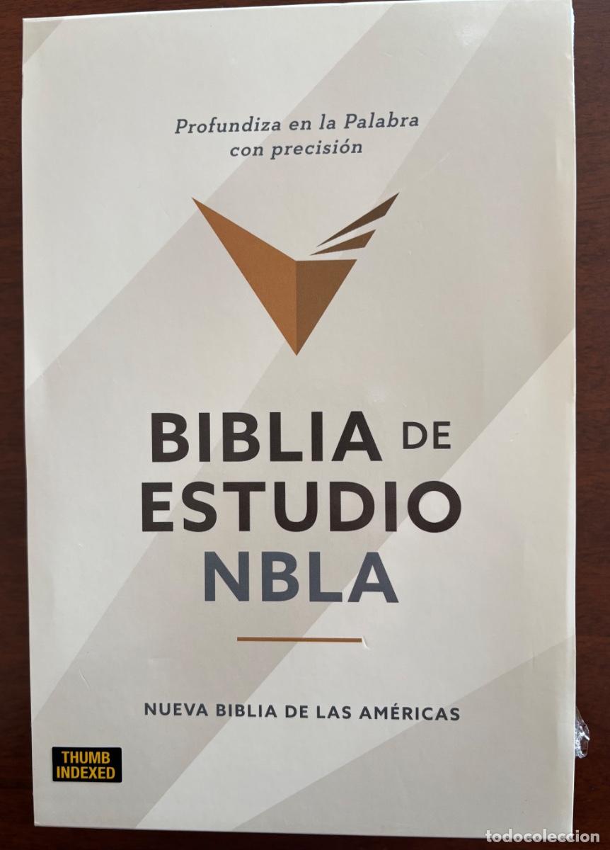 Libros de segunda mano: BIBLIA DE ESTUDIO NBLA (NUEVA BIBLIA DE LAS AMERICAS), LEATHERSOFT (IMIT PIEL) GRIS, &Iacute;NDICE