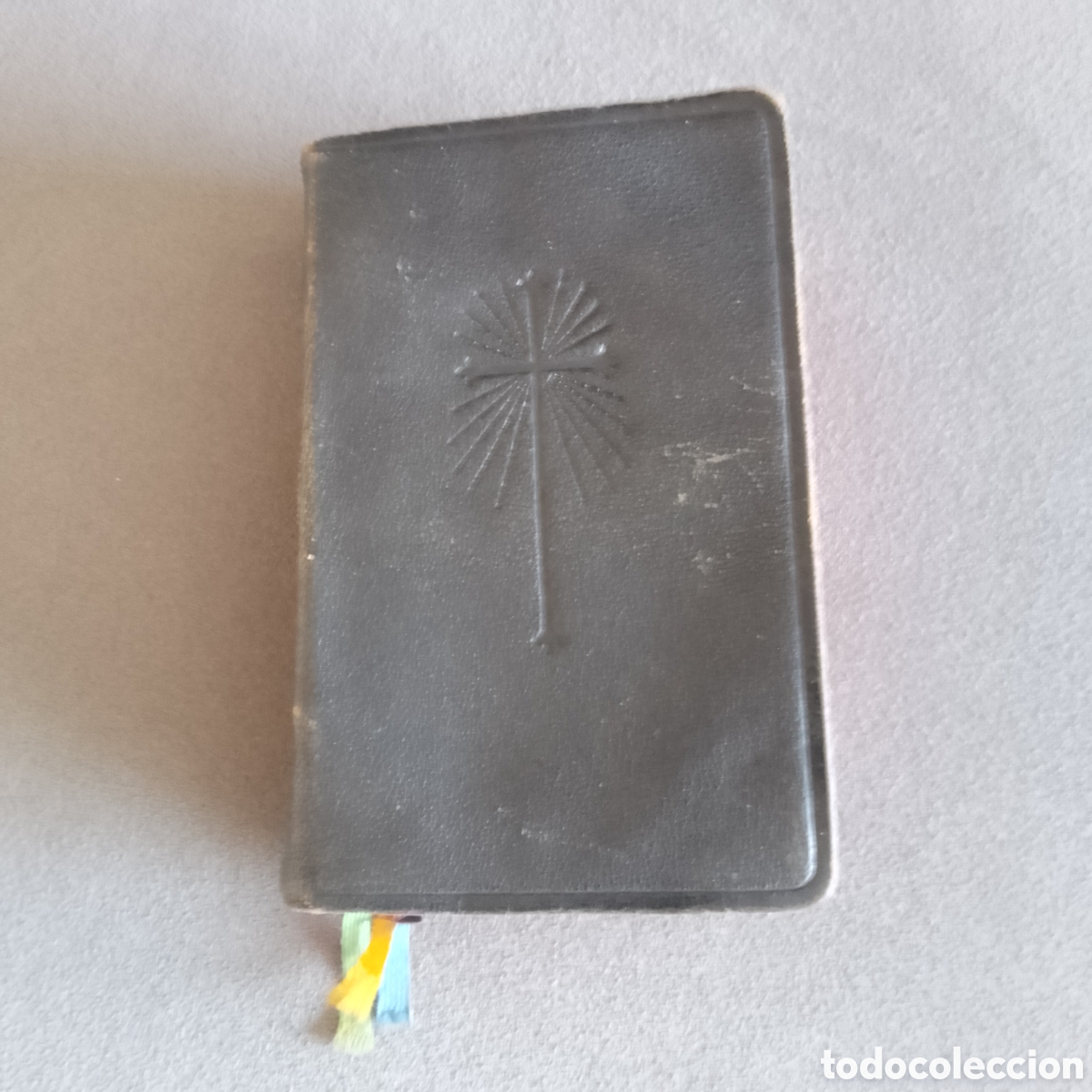 Libros de segunda mano: ANTIGUO MISAL LATINO COMPLETO SIN FECHAR POR EL PADRE VICENTE MOLINA RELIGION