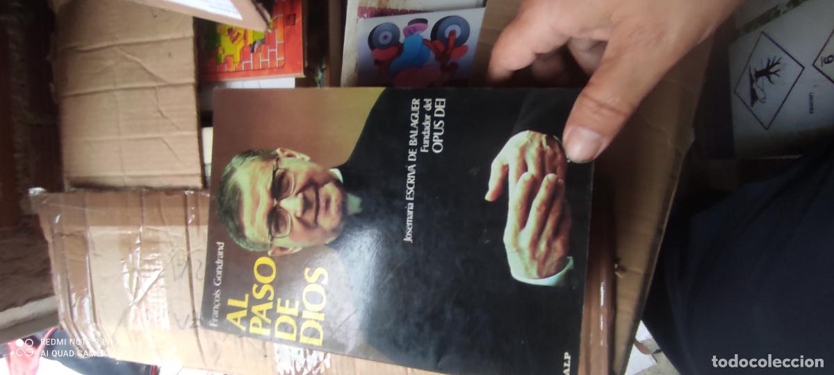 Libros de segunda mano: Al paso de Dios. GONDRAND, Francois. Ed. Rialp. Madrid, 1985