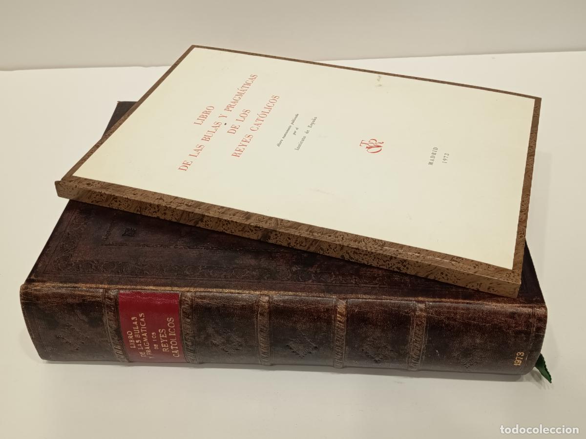 Gebrauchte B&uuml;cher: 1973 - Libro de las bulas y pragm&aacute;ticas de los Reyes Cat&oacute;licos. 2 tomos (Facs&iacute;mil y libro estudio)